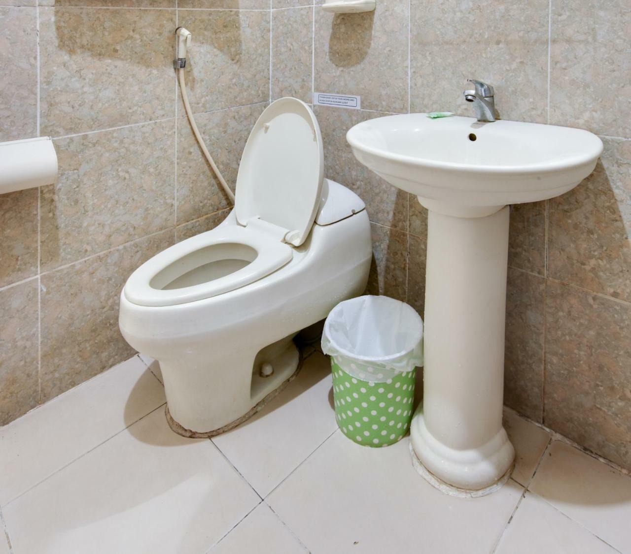 Lite Rooms Bogor Guest House Εξωτερικό φωτογραφία